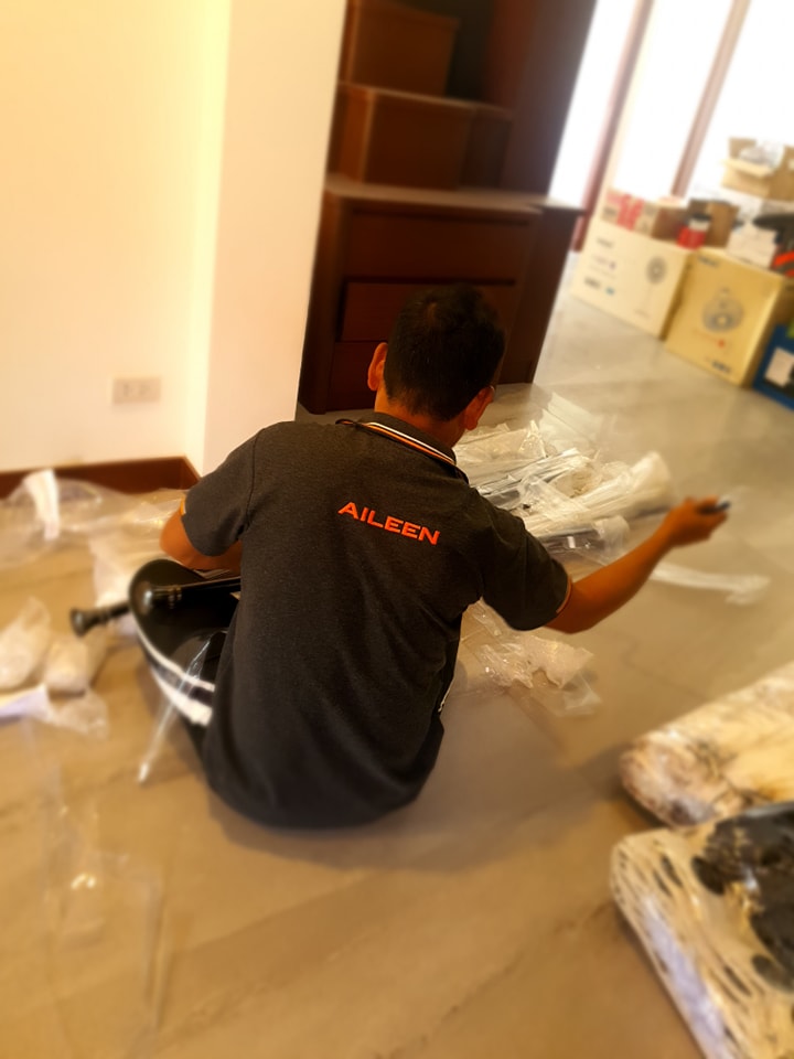 ทีมช่างติดตั้ง Aileen